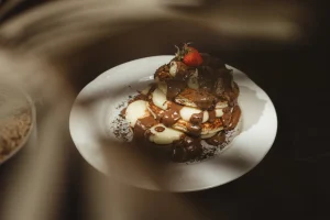 030 menu - coktail photos φωτογράφιση μενού πρωινού και γλυκών πανκείκ με σοκολάτα και κρέμα- snapix