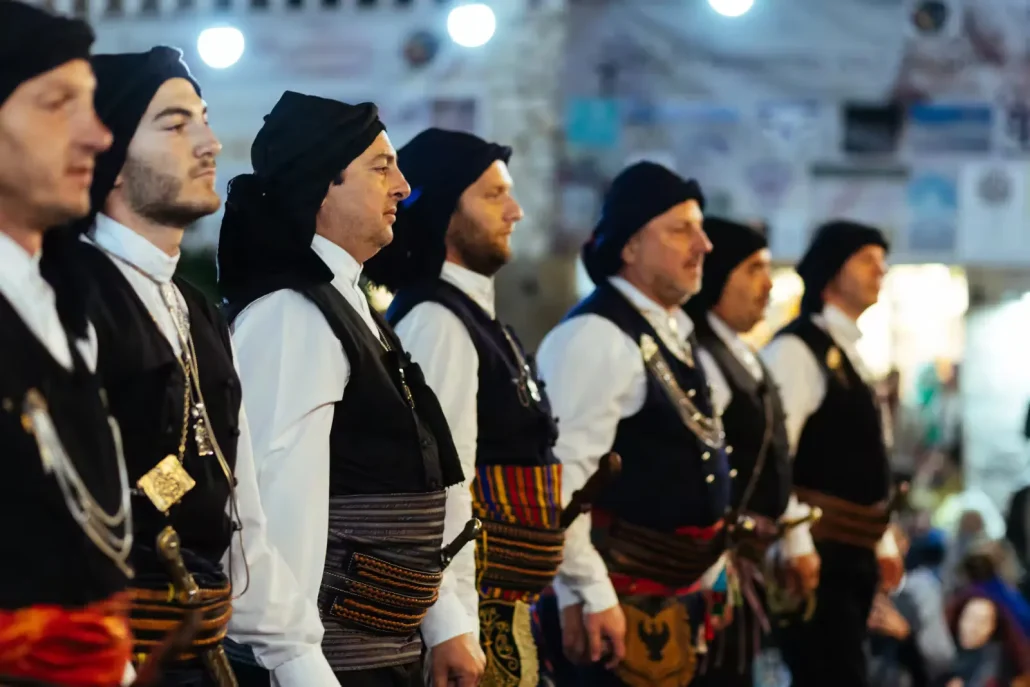 323 Ανεμόεσσα στης ανεμόεσσας τους ρυθμούς χορεύουμε αντάμα - φεστιβάλ χορού στη Σκύρο 2024