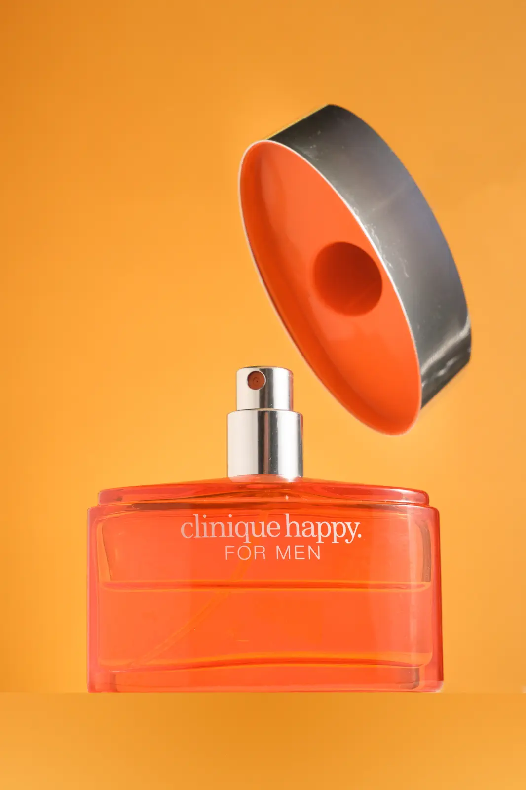 1003 260225 COSMETIC PHOTGRAPHY STUDIO (R-2) Select_2 mens perfume - cosmetics photography - open bottle - light setup - photography studio - snapix